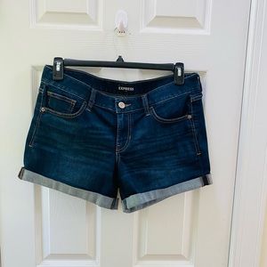 Express. Jeans Short
